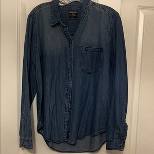 Abercrombie & Fitch Dark Blue Shirt